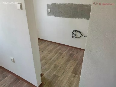 Pronájem bytu 1+1 30 m² Zahradní, Olomouc - Holice