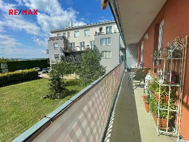 Pronájem bytu 2+kk 55 m² Nákupní, Jesenice