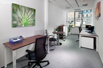 Pronájem kanceláře 18 m² Kvítková, Zlín