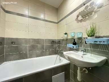 Pronájem bytu 4+1 80 m² Studentská, Litvínov - Horní Litvínov