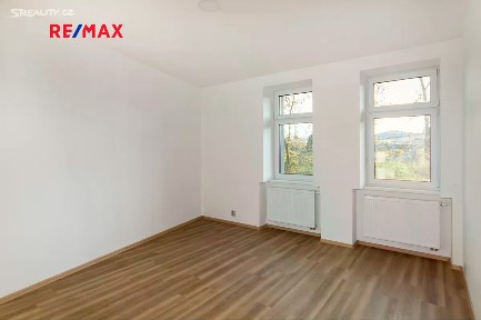 Ústí nad Labem, Předlice, náměstí Prokopa Velikého, 16