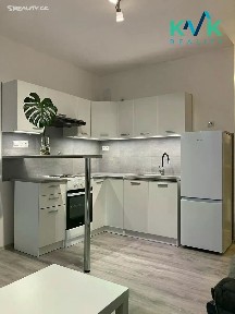 Pronájem bytu 1+kk 19 m² Jiráskova, Chodov