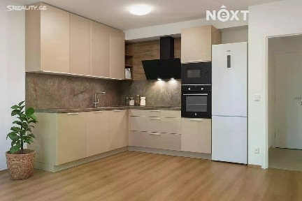 Hradec Králové, Nový Hradec Králové, Antonína Petrofa