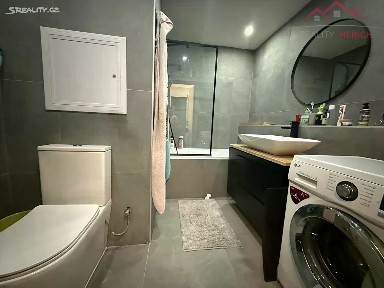 Prodej bytu 3+1 75 m² Na Borku, Jirkov