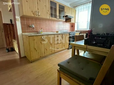 Pronájem bytu 3+1 51 m² Partyzánská, Rožnov pod Radhoštěm