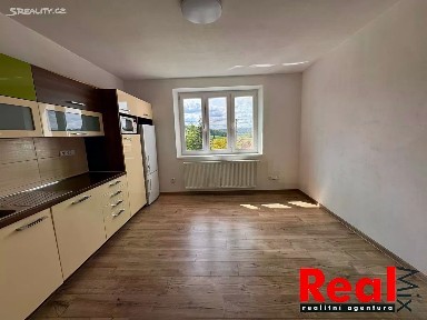 Pronájem bytu 3+kk 69 m² Lažany