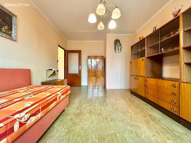 Prodej bytu 2+1 57 m² Májová, Stříbro