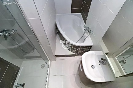 Pronájem bytu 3+1 73 m² Telečská, Jihlava