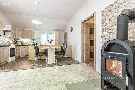 Prodej bytu 4+kk 103 m² Králův Dvůr