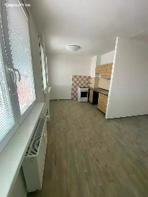 Pronájem bytu 3+1 68 m² Javorová, Most