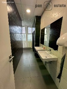 Pronájem kanceláře 58 m² třída 3. května, Zlín - Malenovice