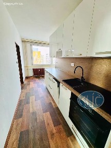 Pronájem bytu 3+1 66 m² Leskovická, Tábor