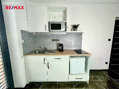 Pronájem bytu 2+kk 40 m² Sedlecká, Jistebnice