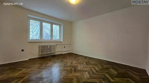 Pronájem bytu 1+1 30 m² U Zámeckého parku, Litvínov - Horní Litvínov
