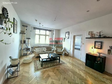 Pronájem bytu 2+1 70 m² nám. F. Křižíka, Tábor