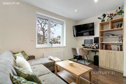 Pronájem bytu 2+kk 42 m² Halštatská, Plzeň - Újezd