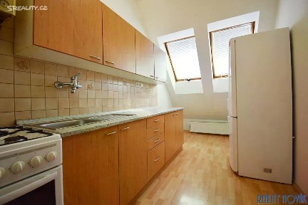 Ústí nad Labem, Krásné Březno, Drážďanská, 50