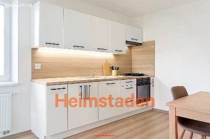 Pronájem bytu 2+1 54 m² Zahradní, Frýdek-Místek - Místek