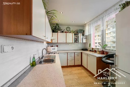 Prodej bytu 2+1 62 m² Čechovy sady, Kolín - Kolín III