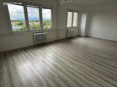 Pronájem bytu 2+1 58 m² Zahradní, Frýdek-Místek - Místek