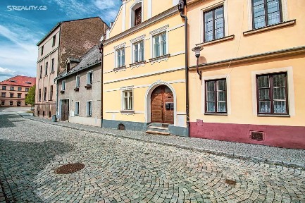 Pronájem bytu 3+kk 76 m² Hradská, Domažlice - Město