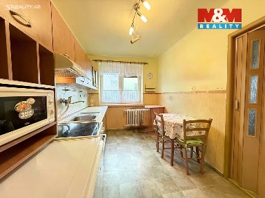 Prodej bytu 3+1 72 m² Západní Předměstí, Stříbro