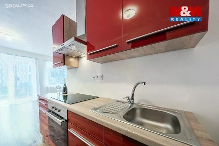 Pronájem bytu 1+kk 38 m² U Hřiště, Velký Osek