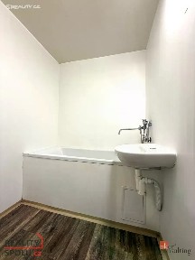 Pronájem bytu 2+1 51 m² Zahradní, Chomutov