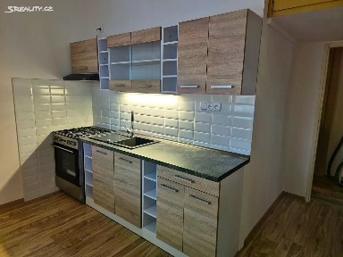 Most, Čs. mládeže, 7