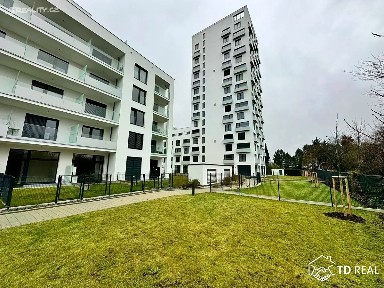 Pronájem bytu 2+kk 57 m² třída Generála Píky, Brno - Černá Pole