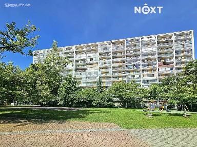 Prodej bytu 3+1 70 m² Valčíkova, Pardubice - Polabiny