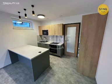 Pardubice, Bílé Předměstí, Husova