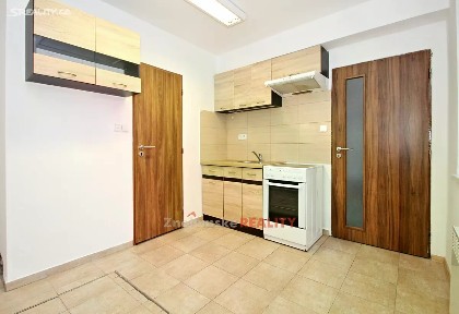 Pronájem bytu 2+kk 35 m² Kollárova, Znojmo