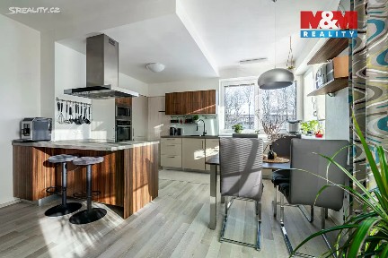 Prodej bytu 3+kk 74 m² U Dlouhé stěny, Jihlava