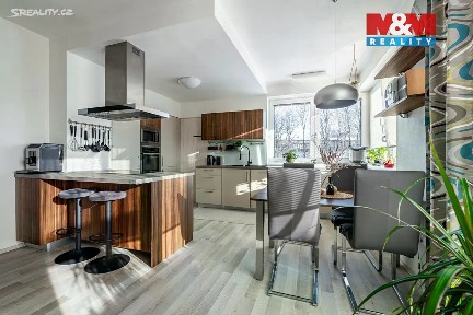 Prodej bytu 3+kk 74 m² U Dlouhé stěny, Jihlava