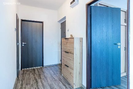 Pronájem bytu 4+1 92 m² Rodná