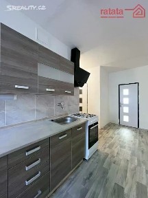 Pronájem bytu 2+1 59 m² Stavbařská, Chomutov