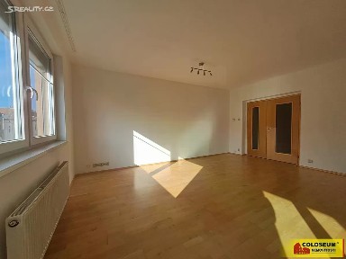 Pronájem bytu 3+1 104 m² Znojmo