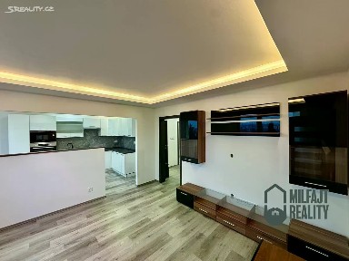 Pronájem bytu 3+kk 58 m² Bezová, Liberec - Liberec XIII-Nové Pavlovice