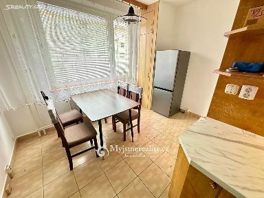 Pronájem bytu 3+1 75 m² Dukelských bojovníků, Znojmo