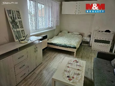 Pronájem bytu 2+kk 33 m² Topinkova, Nové Strašecí