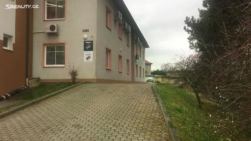 Pronájem kanceláře 130 m² Pod Vrškem, Zlín