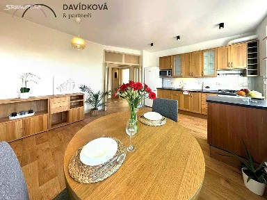 Prodej bytu 3+kk 78 m² Mrštíkova, Hradec Králové - Nový Hradec Králové