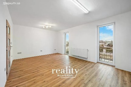 Pronájem bytu 3+kk 62 m² Na Nivách, Jihlava