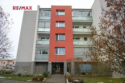 Prodej bytu 3+1 74 m² Marie Majerové, Pardubice - Ohrazenice