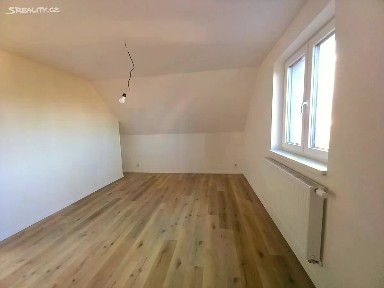 Prodej bytu 3+kk 88 m² Tuchlovice
