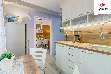 Prodej bytu 3+1 60 m² Palackého třída, Pardubice - Zelené Předměstí