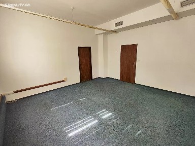 Pronájem kanceláře 22 m² Šimkova, Hradec Králové