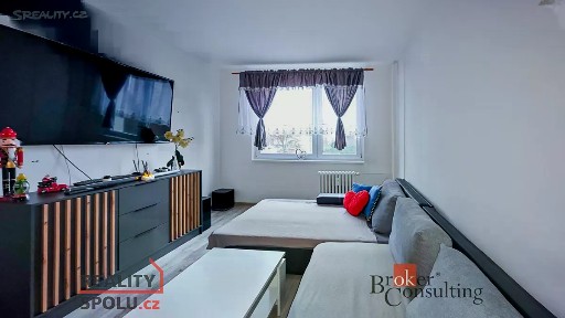 Prodej bytu 1+kk 32 m² Erno Košťála, Pardubice - Studánka