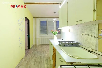 Pronájem bytu 2+1 66 m² Petrohradská, Tábor